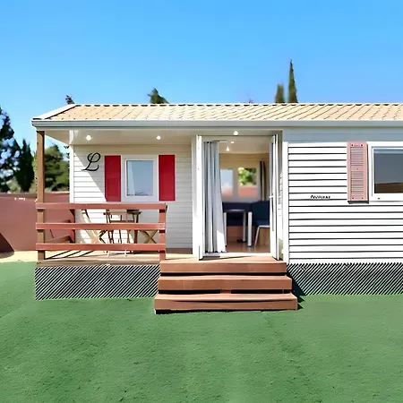 Cerca De La Playa Con Piscina, Jardin
