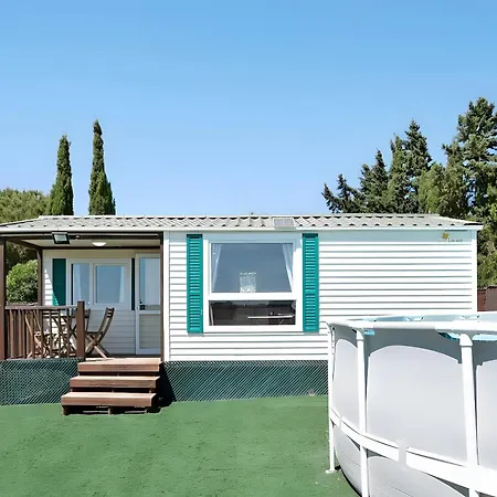 Cerca De La Playa Con Piscina, Jardin キャンプ場